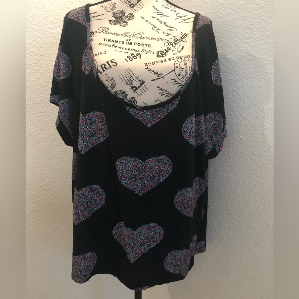 Torrid Black Floral Heart Top 3XL